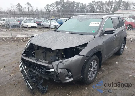 2019 Toyota Highlander Xle from USA, damaged, VIN 5TDJZRFH4KS563533